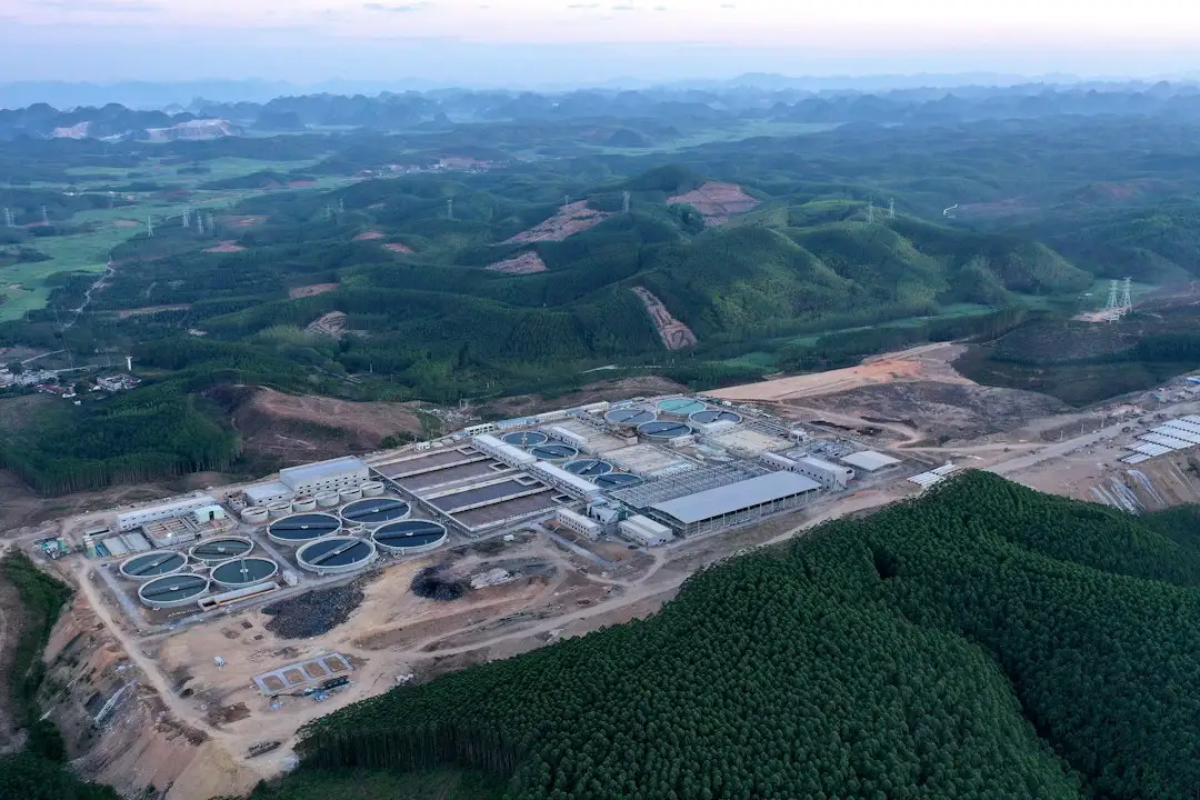 光纤收发器与光模块选型要点：陕西通信工程传输设备搭配指南